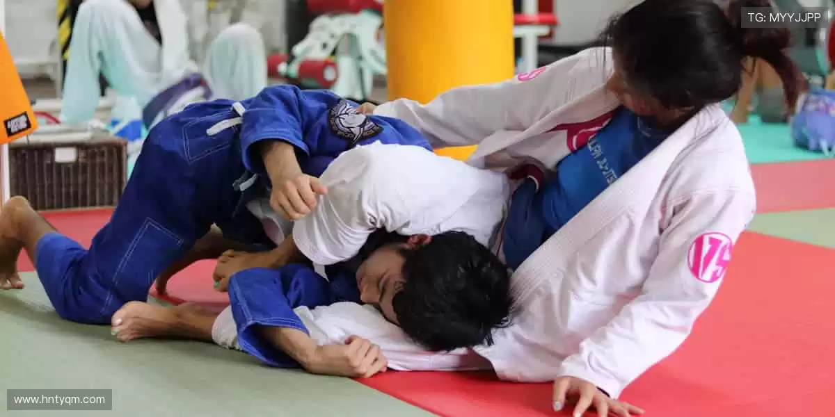 🎥多屏互动，实时弹幕，让观赛更有温度！